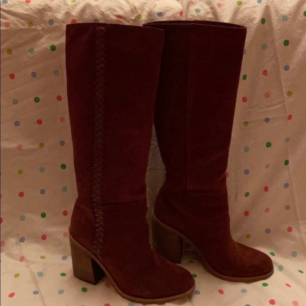UGG Magdalena Boots